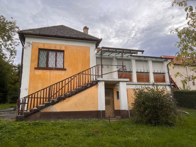 Eladó családi ház, Kerepesen 59.9 M Ft, 4 szobás