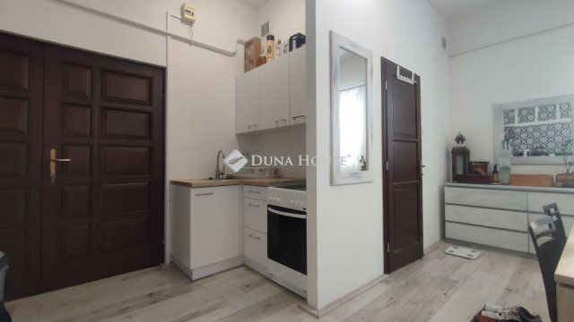 Eladó iroda, Zalaegerszegen 26.5 M Ft, 2 szobás