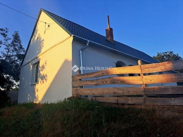 Eladó családi ház, Baksán 38.9 M Ft, 3 szobás