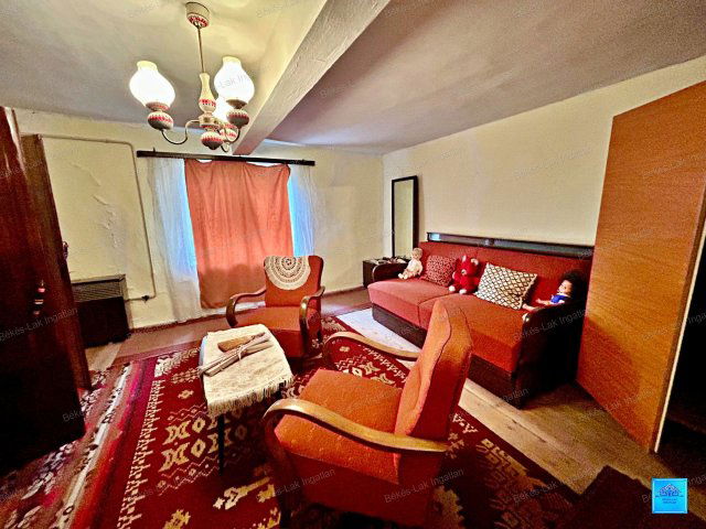 Eladó családi ház, Békésen 10.99 M Ft, 3 szobás