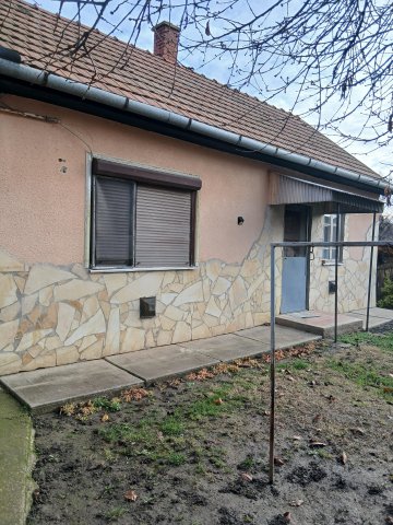 Eladó családi ház, Hajdúszoboszlón 33.9 M Ft, 2 szobás