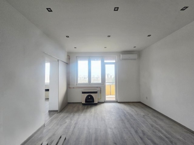 Eladó téglalakás, Debrecenben 62.9 M Ft, 2 szobás