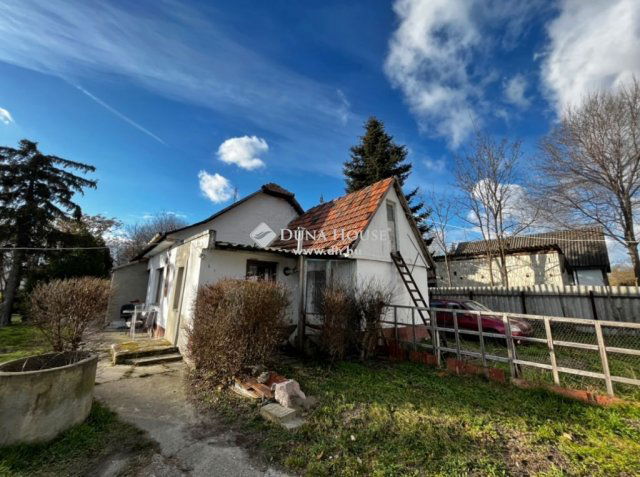 Eladó családi ház, Dömsödön 23.9 M Ft, 4 szobás