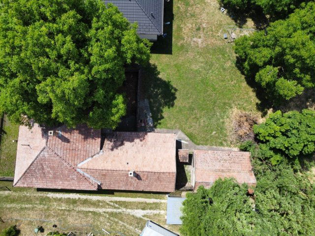 Eladó családi ház, Jásziványon 8.9 M Ft, 4 szobás