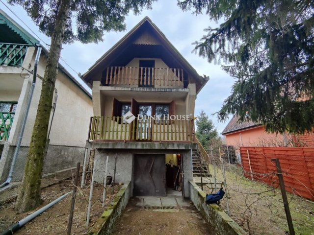 Eladó nyaraló, Péterin 35 M Ft, 2 szobás / költözzbe.hu