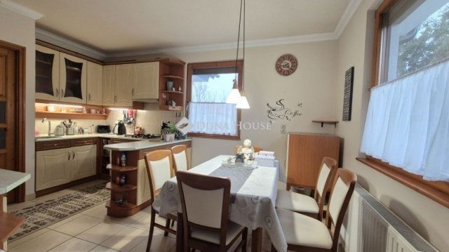 Eladó családi ház, Kecskeméten 89 M Ft, 4 szobás