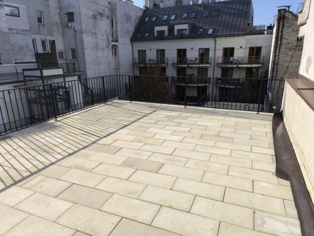 Eladó téglalakás, Budapesten, VI. kerületben 169.75 M Ft