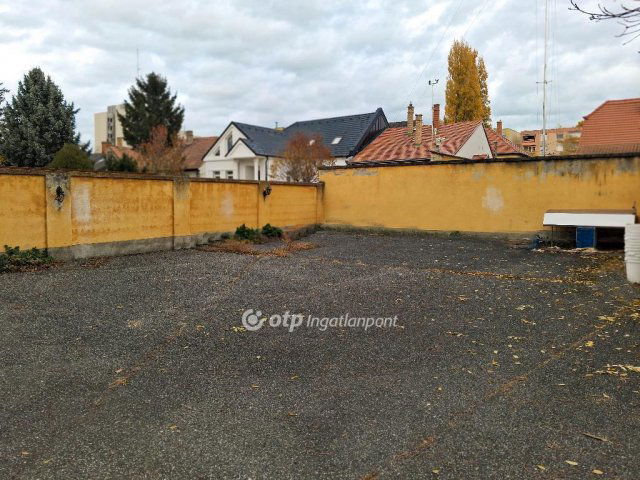 Eladó családi ház, Győrött 149.98 M Ft, 5 szobás