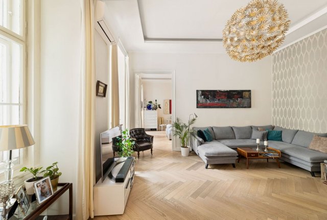 Eladó téglalakás, Budapesten, V. kerületben 269.5 M Ft, 4 szobás