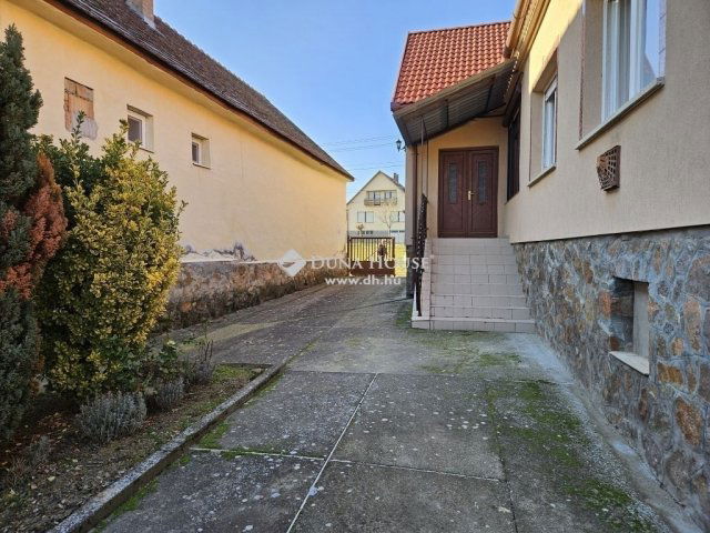 Eladó családi ház, Palotabozsokon 24.5 M Ft, 3 szobás