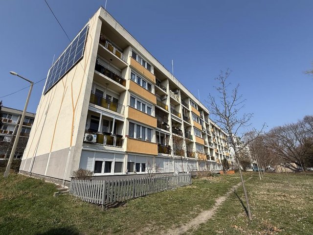 Eladó panellakás, Szentendrén 72 M Ft, 2 szobás