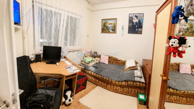 Eladó családi ház, Halászin 94 M Ft, 4 szobás