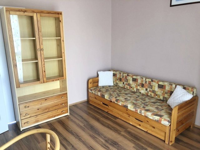 Kiadó téglalakás, albérlet, Pécsett 195 E Ft / hó, 2 szobás