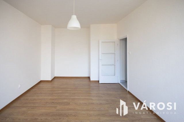 Kiadó téglalakás, albérlet, Gyulán 100 E Ft / hó, 2 szobás