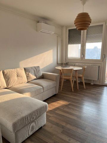 Eladó panellakás, Budapesten, III. kerületben 82 M Ft, 3 szobás