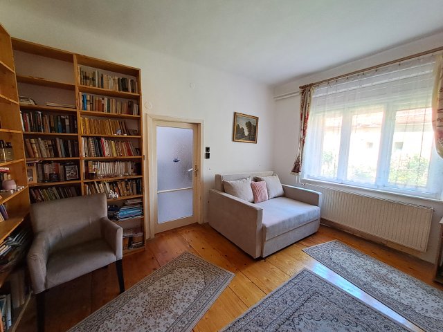 Eladó családi ház, Budapesten, XV. kerületben 70.6 M Ft