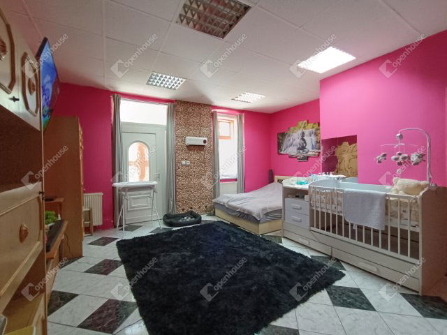 Eladó sorház, Sopronban 41.9 M Ft, 1 szobás