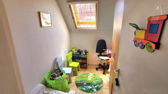 Eladó családi ház, Kiskunlacházán 91.9 M Ft, 4+1 szobás