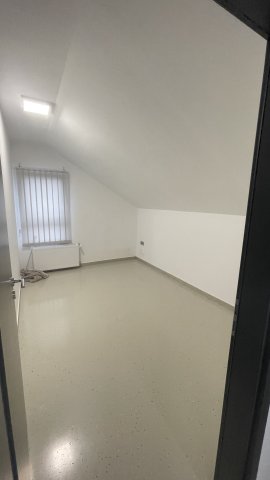 Kiadó téglalakás, albérlet, Taksonyon 240 E Ft / hó, 3 szobás
