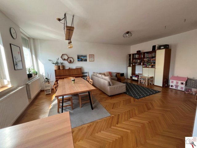Eladó téglalakás, Pécsett 89.99 M Ft, 3 szobás