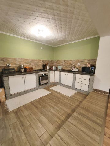 Eladó családi ház, Makón 32 M Ft, 2 szobás