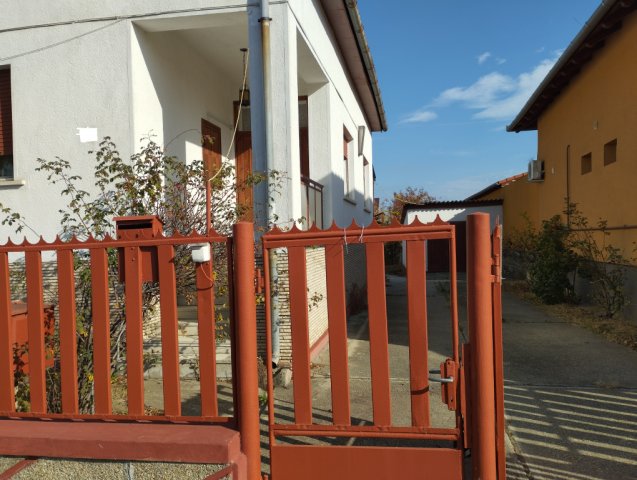 Eladó családi ház, Alsónémediben 89 M Ft, 4 szobás