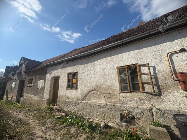 Eladó családi ház, Gencsapátiban 43.9 M Ft, 3 szobás