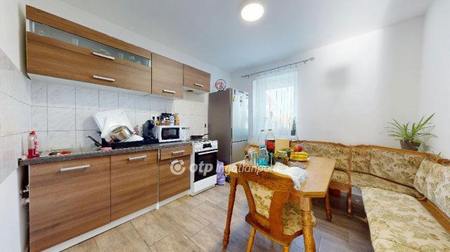 Eladó családi ház, Polgáron 27.9 M Ft, 2+2 szobás