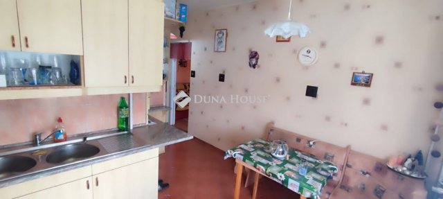 Eladó panellakás, Nagykanizsán 42 M Ft, 2 szobás