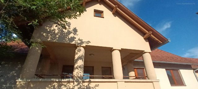 Eladó családi ház, Ságváron 99 M Ft, 4 szobás