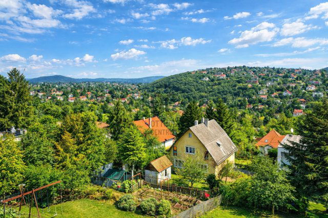 Eladó családi ház, Budapesten, II. kerületben 519 M Ft, 7 szobás