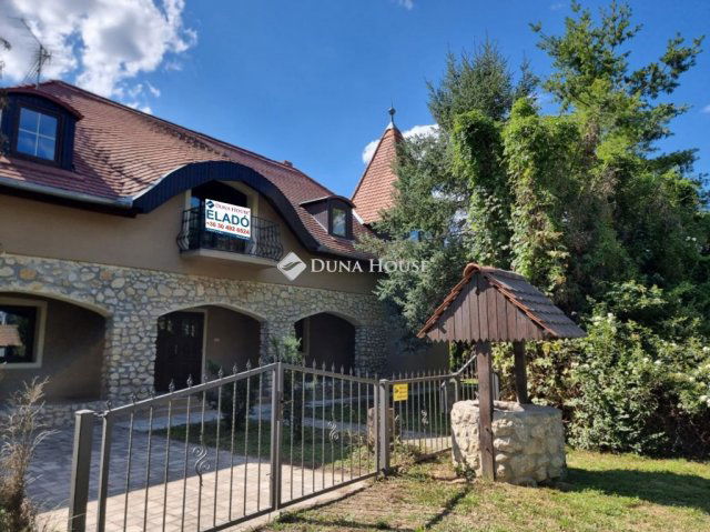 Eladó családi ház, Kehidakustányban 94.99 M Ft, 6 szobás