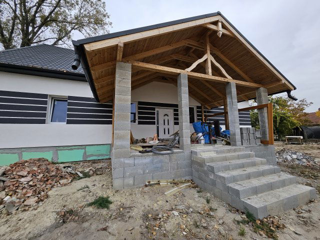 Eladó családi ház, Szatymazon 70 M Ft, 4 szobás