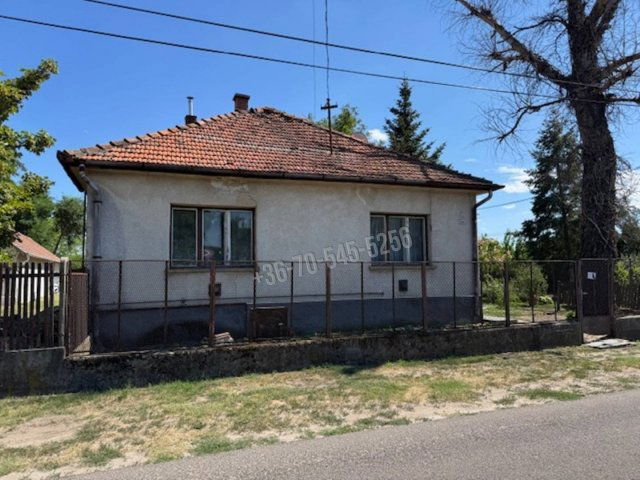 Eladó családi ház, Táborfalván 29.5 M Ft, 3 szobás