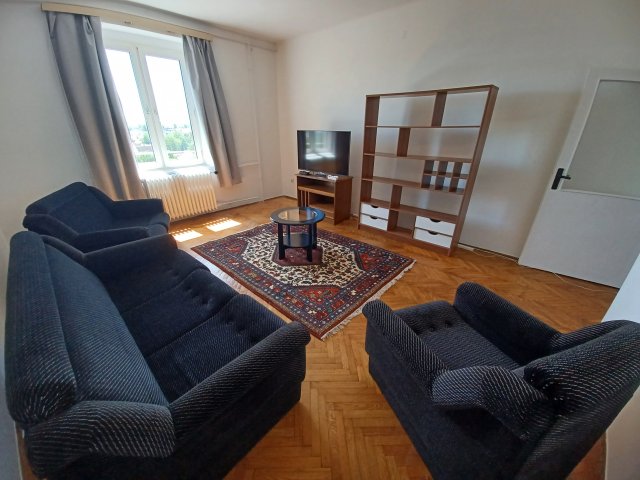 Kiadó téglalakás, albérlet, Győrött, Szent István úton