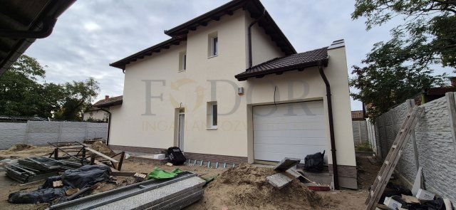 Eladó családi ház, Gyálon 138.99 M Ft, 5 szobás