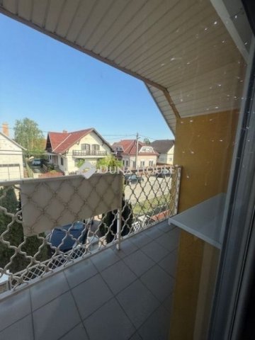 Eladó családi ház, Vecsésen 129.9 M Ft, 4 szobás
