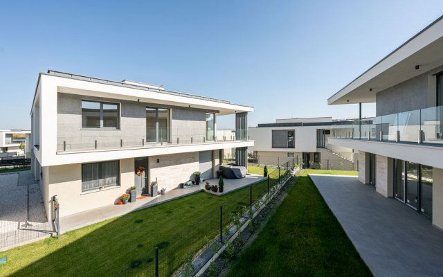 Eladó téglalakás, Törökbálinton 156.9 M Ft, 4 szobás