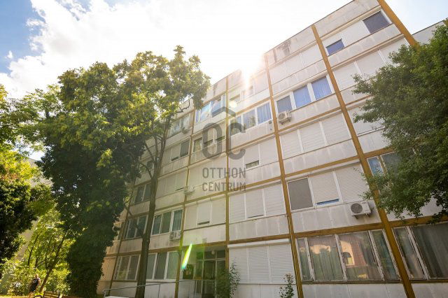 Eladó panellakás, Szekszárdon, Mikes utcában 18.73 M Ft