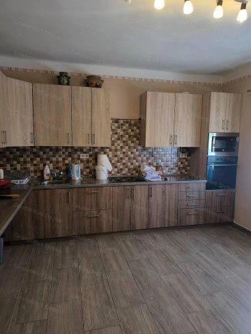 Eladó családi ház, Tiszaföldváron 33 M Ft, 3 szobás