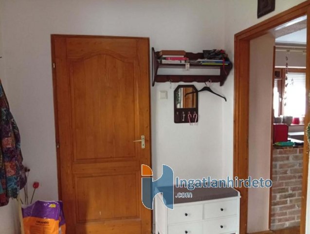 Eladó családi ház, Adácson 33 M Ft, 2+1 szobás