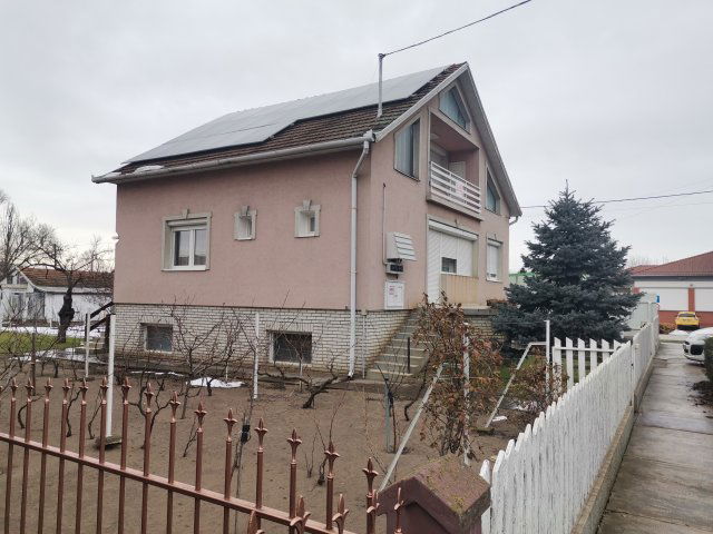Eladó családi ház, Tiszakécskén, Frankel Leó utcában 79.5 M Ft