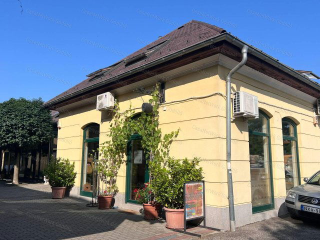 Eladó téglalakás, Gödöllőn 92 M Ft, 3 szobás