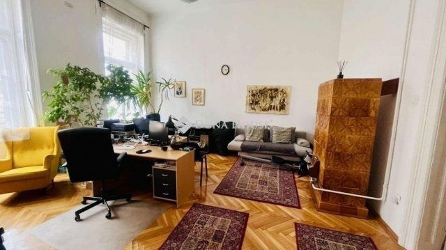 Eladó téglalakás, Budapesten, VI. kerületben 99 M Ft, 2 szobás
