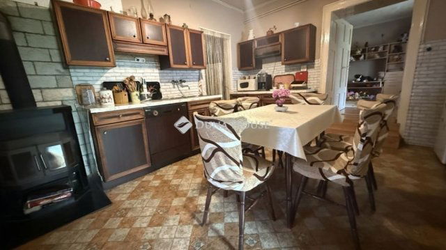 Eladó családi ház, Csényén 20.5 M Ft, 3 szobás