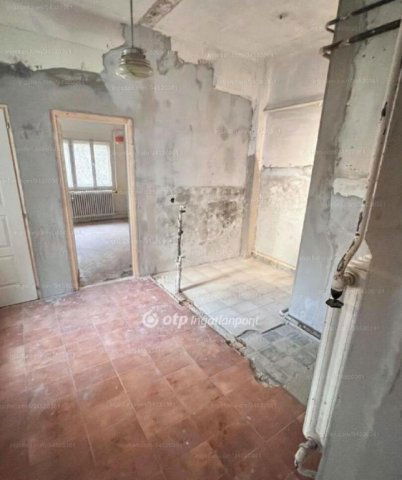 Eladó családi ház, Budapesten, XVIII. kerületben 49.9 M Ft