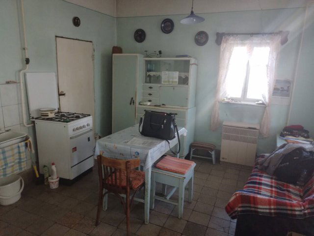 Eladó családi ház, Békéscsabán 18.5 M Ft, 2 szobás