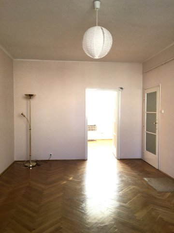 Eladó téglalakás, Cegléden 42.99 M Ft, 2 szobás