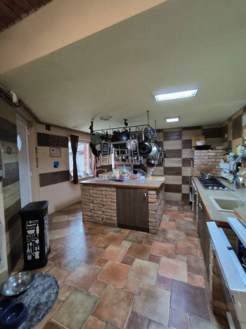 Eladó családi ház, Veresegyházon 92 M Ft, 3+2 szobás