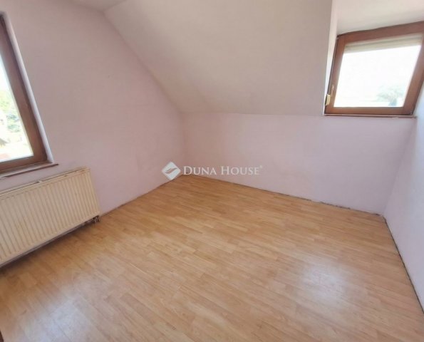 Eladó családi ház, Ráckevén 42.9 M Ft, 4 szobás